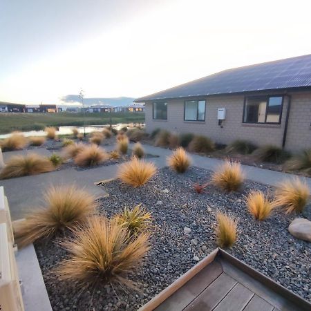 White Stone Apartment Lake Tekapo Exteriör bild